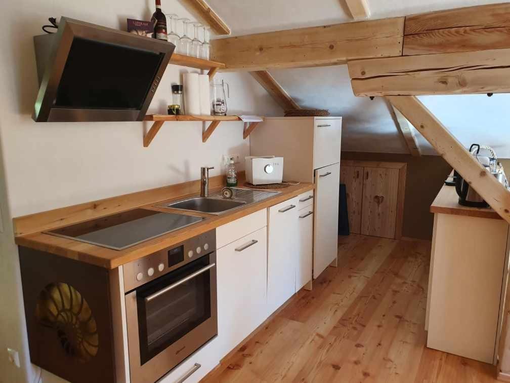 رنفخ Apartment Burger المظهر الخارجي الصورة